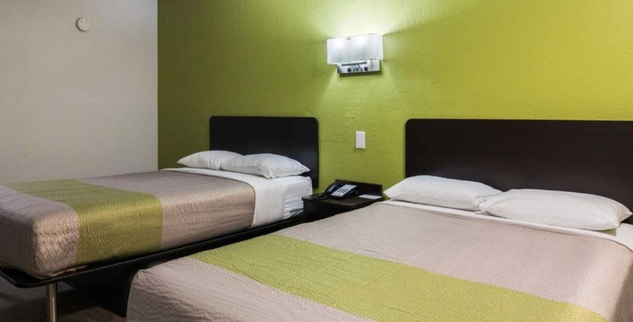 Motel 6 Irving - Loop 12 Bagian luar foto