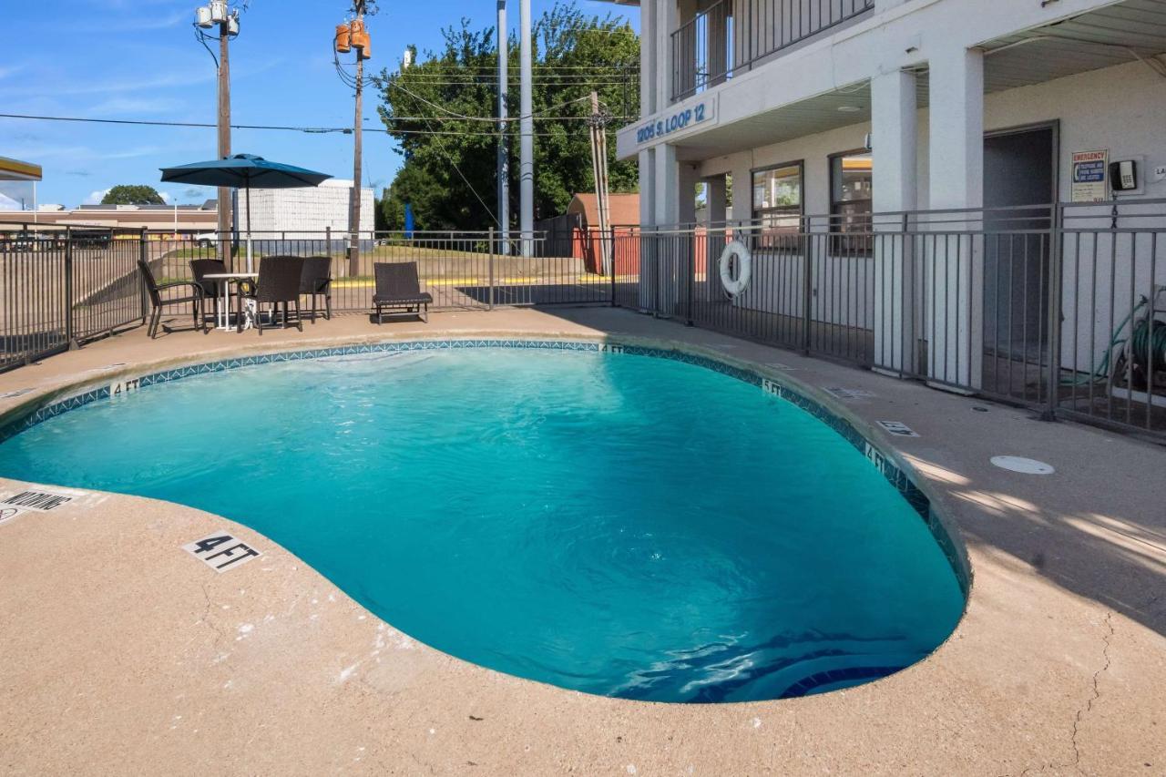 Motel 6 Irving - Loop 12 Bagian luar foto