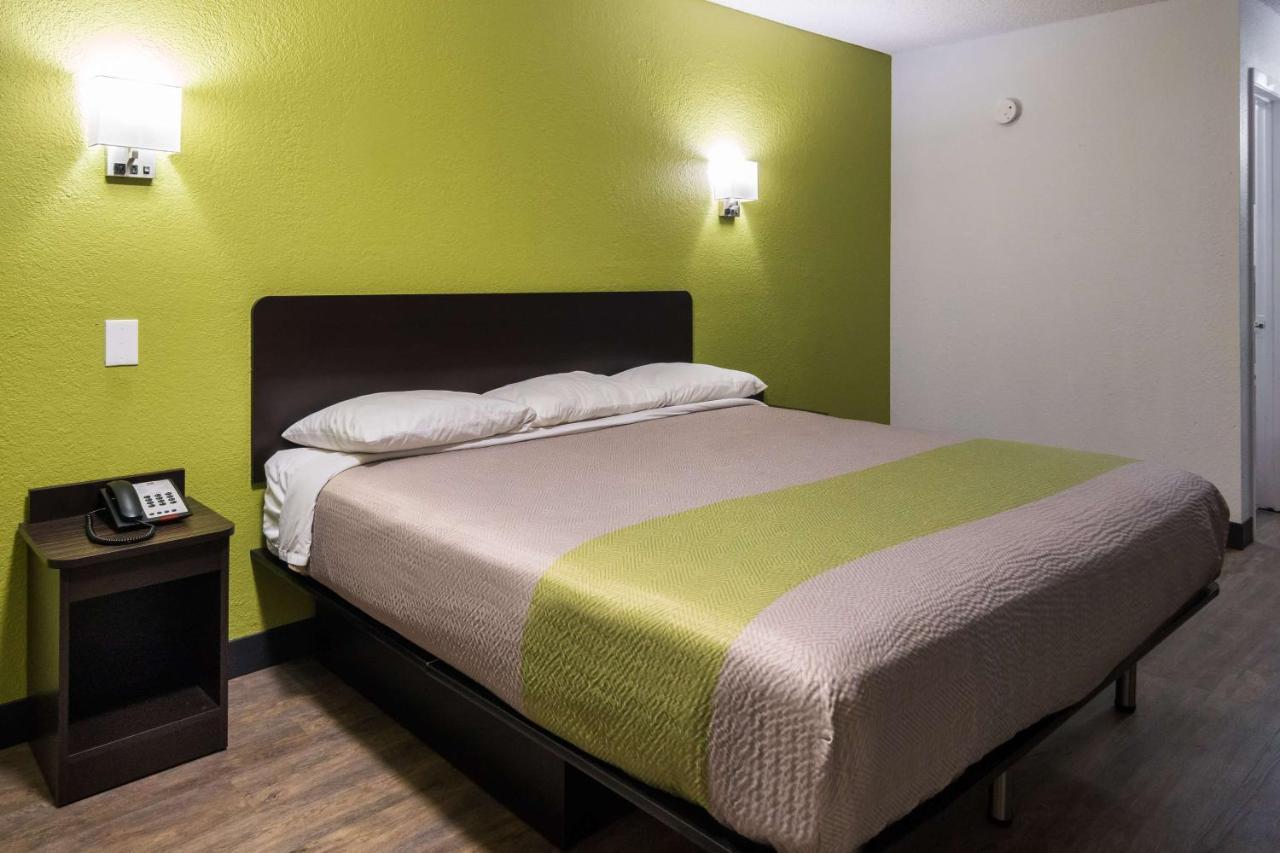 Motel 6 Irving - Loop 12 Bagian luar foto